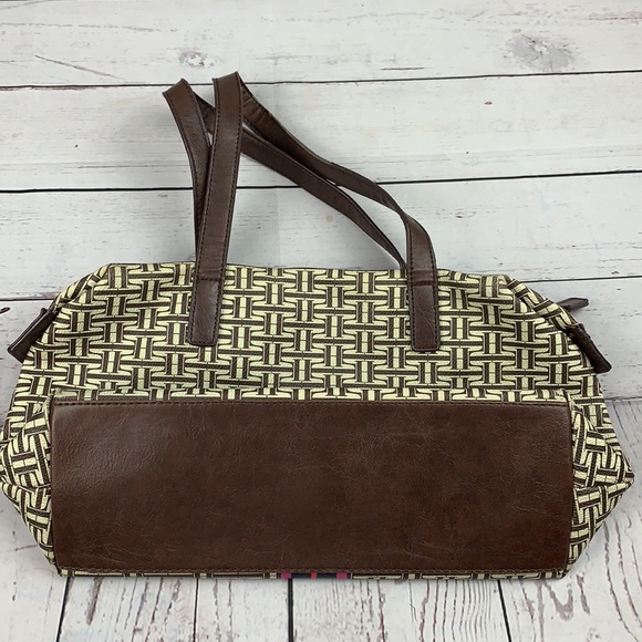Tommy Hilfiger tan & brown shoulder bag - Picture 2 of 13